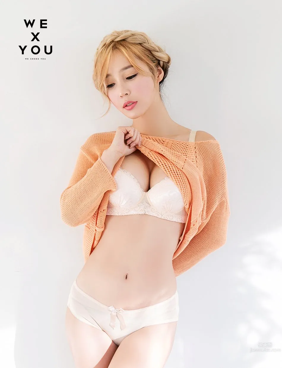 李智娜(이지나)- 韓國賽車女郎内衣私房寫真 23