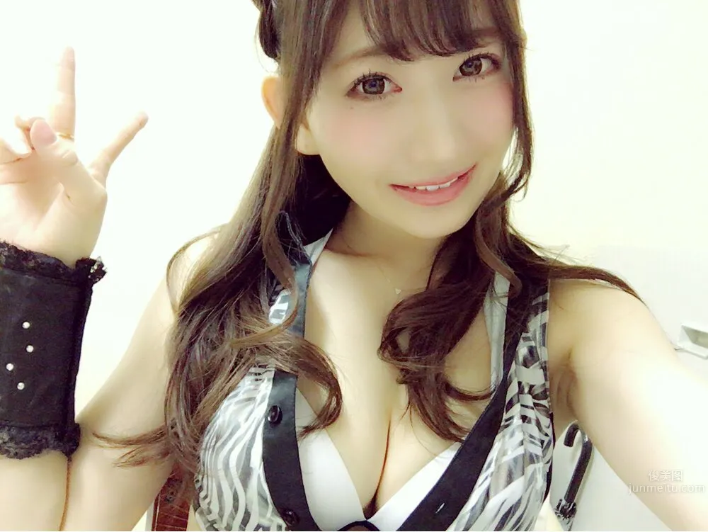 Mayu Tsukishiro, Japanese Playful Young Girl Private Photos photo 5