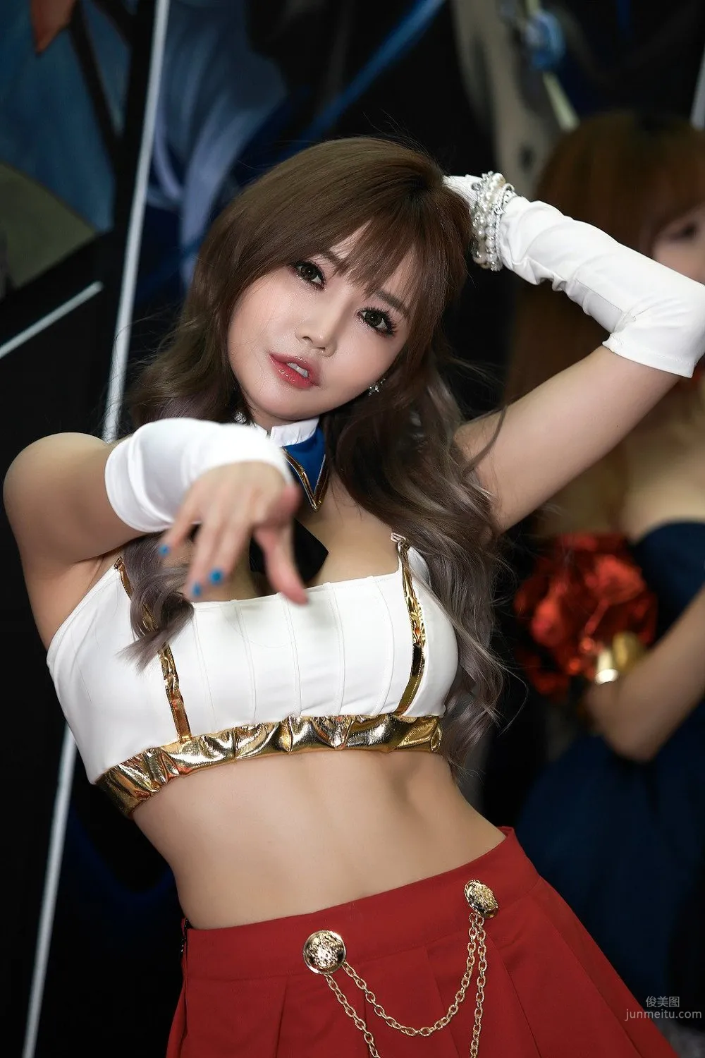 Han Ga Eun: showgirl photo 21