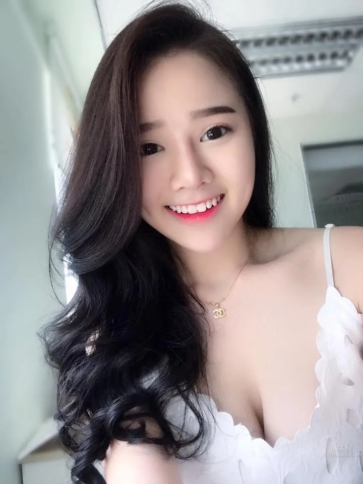 張雪兒- 天菜級大馬美女私房照 20