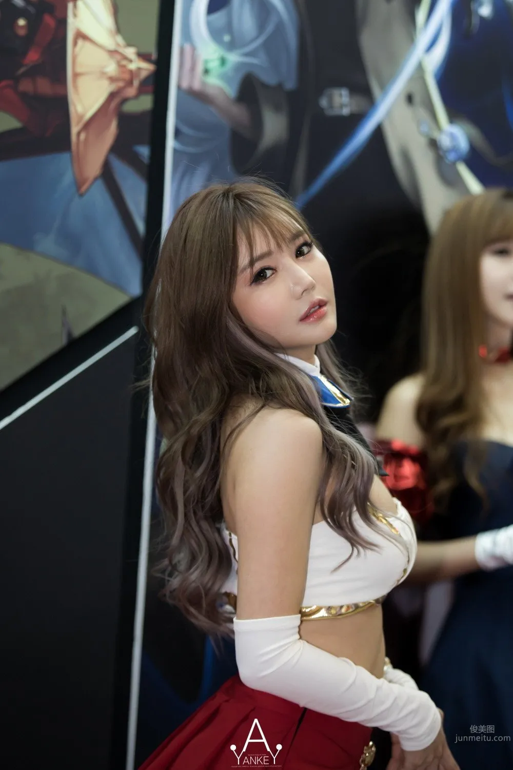 Han Ga Eun: showgirl photo 17