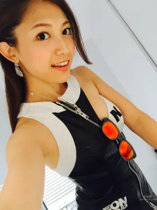 市原彩花- 美人賽車女郎私房照
