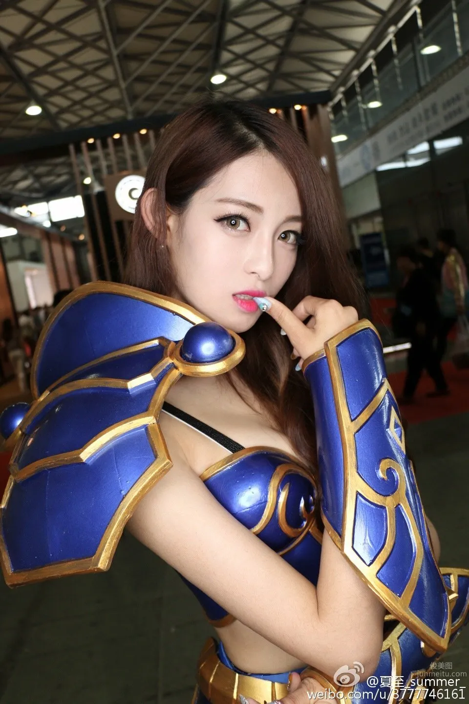 Big Ears Xia Zhi, Beautiful and Elegant Car Model Private Shoot photo 21