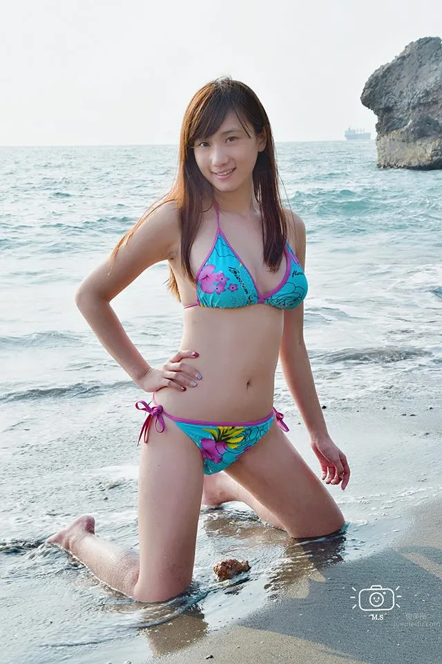 李霖Sarina- 完美身材加上E奶滿足你所有視覺感受 30