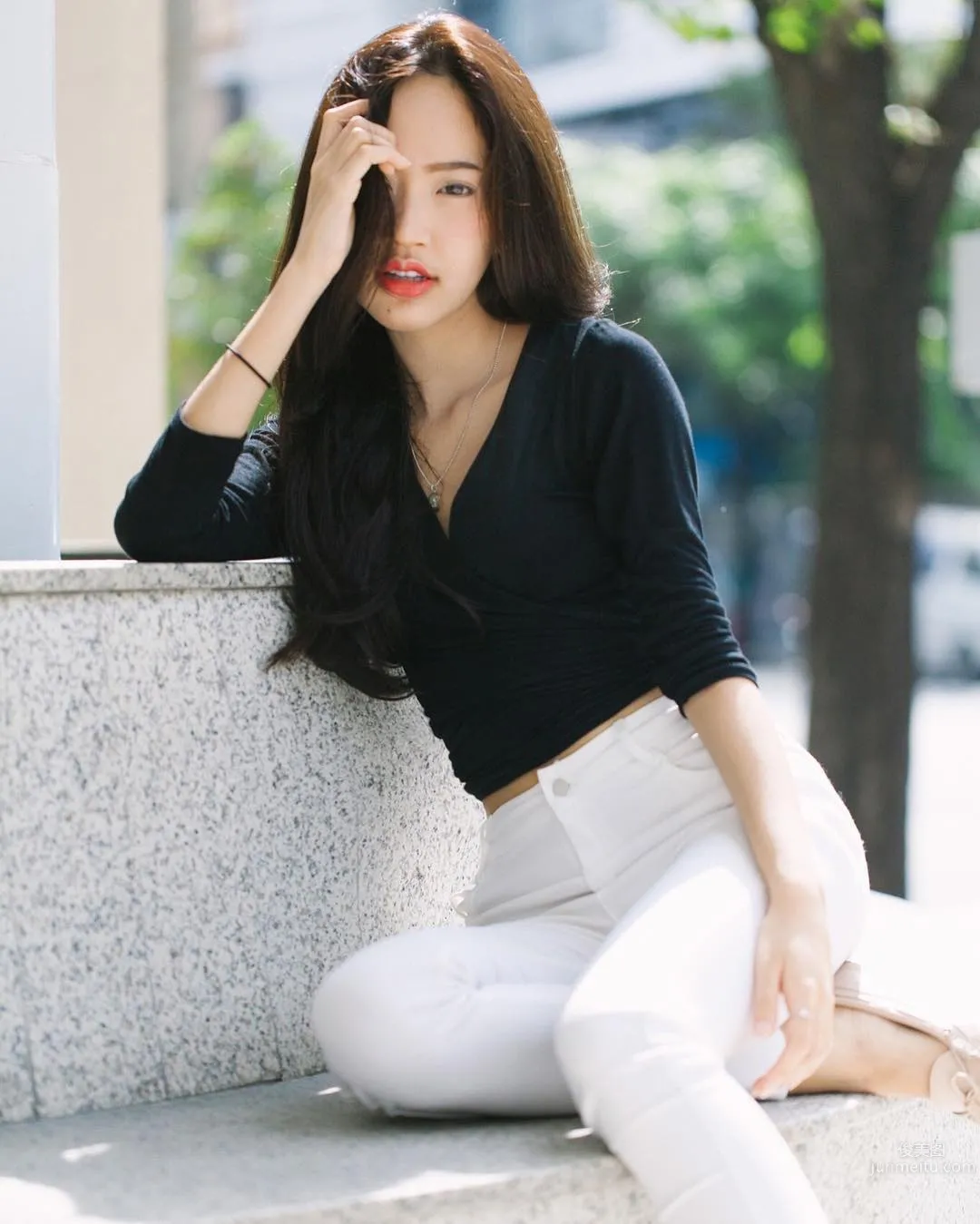 Pravewan Singhato - Thai High Beauty Fair-Skinned Beautiful Legs Girl photo 14