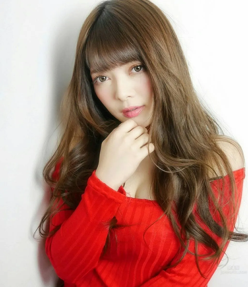 MEGMY - Beautiful Hairdresser Sexy Photo Set photo 6