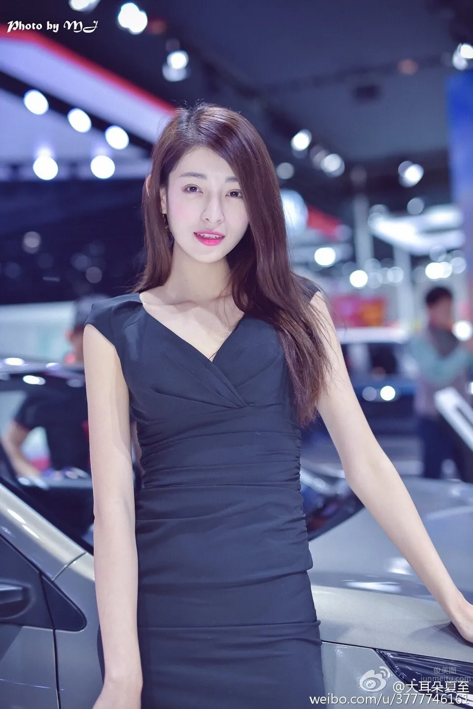 Big Ears Xia Zhi, Beautiful and Elegant Car Model Private Shoot photo 6