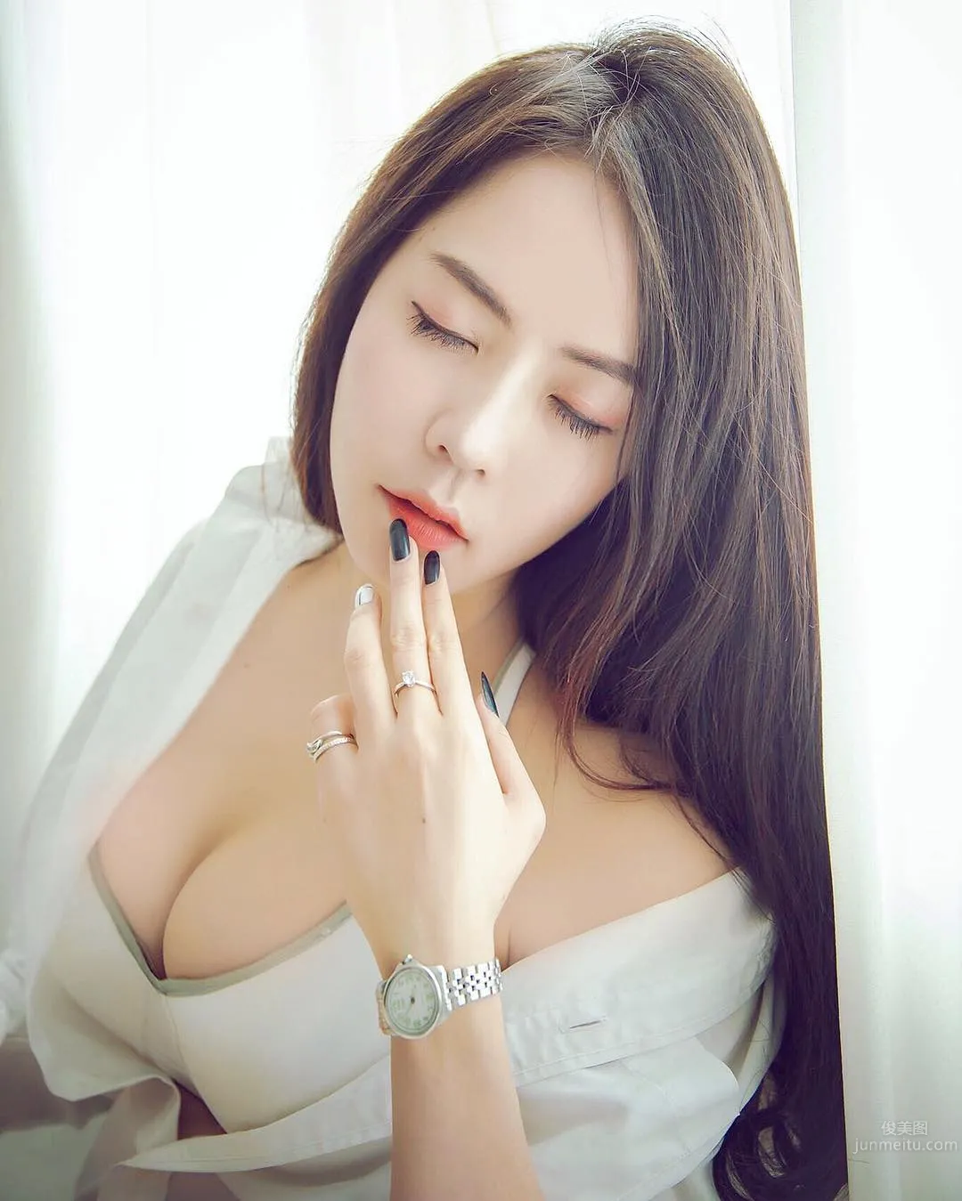 Jubjang JJ, Thai Cool Beauty Private Shoot photo 15