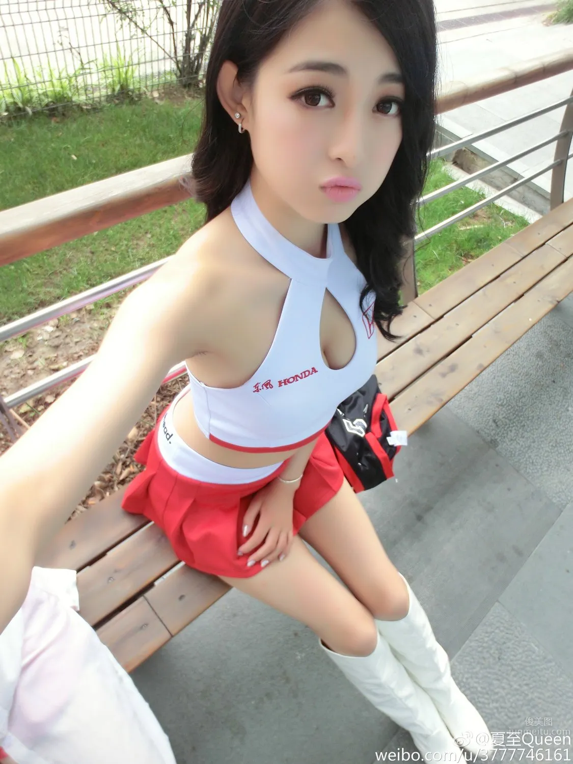 Big Ears Xia Zhi, Beautiful and Elegant Car Model Private Shoot photo 27