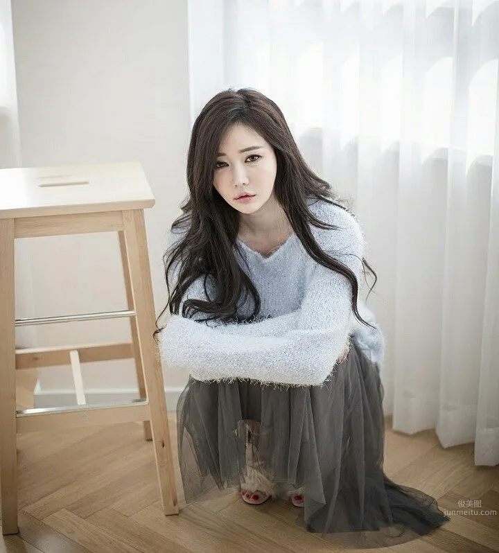 Han Jiaen, South Korean Model Ultra Charming Home Photo Set photo 32