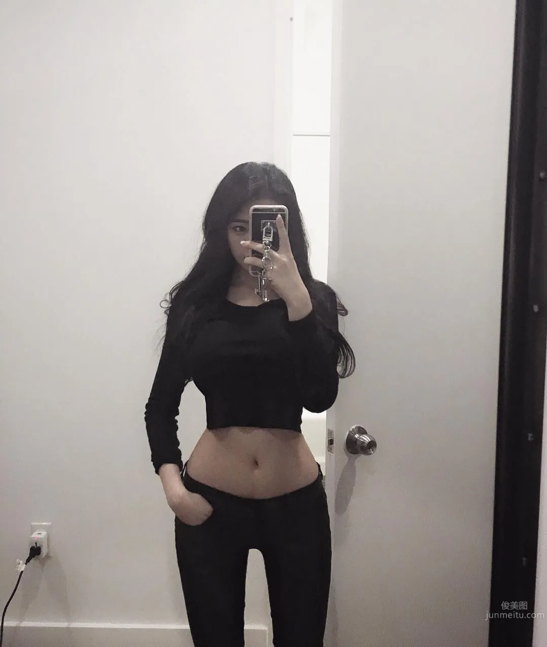 孙敏敬(손민경)- 沙漏型娜美身材_12