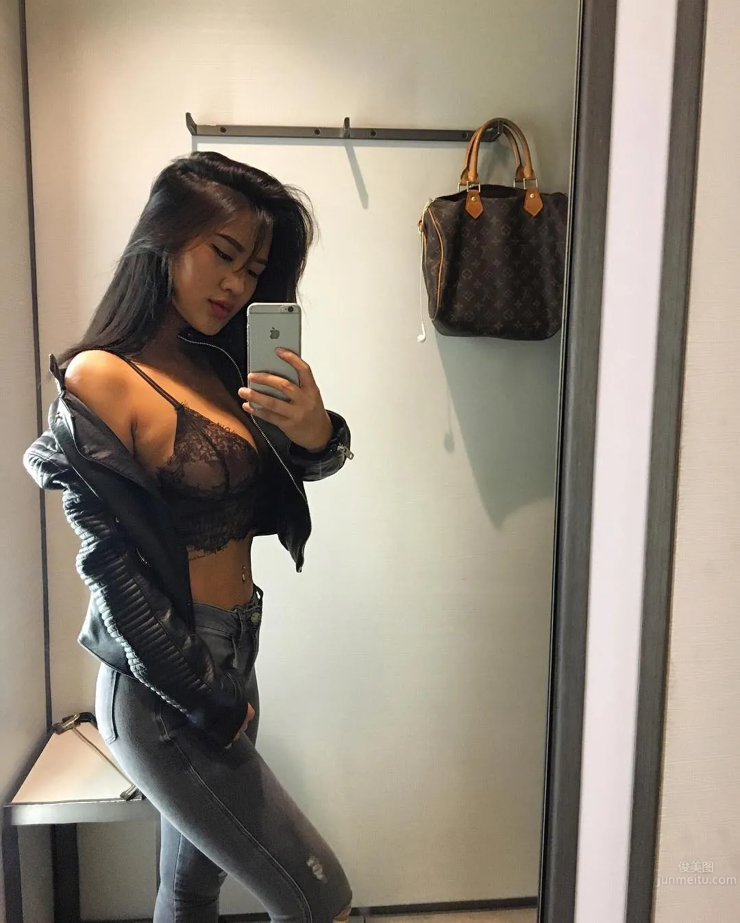 林柔君(Carina Linn)- 台湾最辣护理师性感诱惑_15