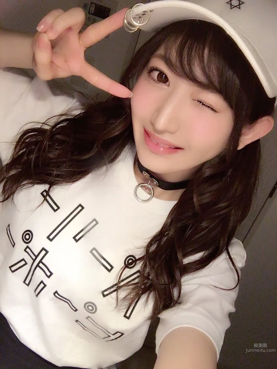Mayu Tsukishiro, Japanese Playful Young Girl Private Photos photo 7