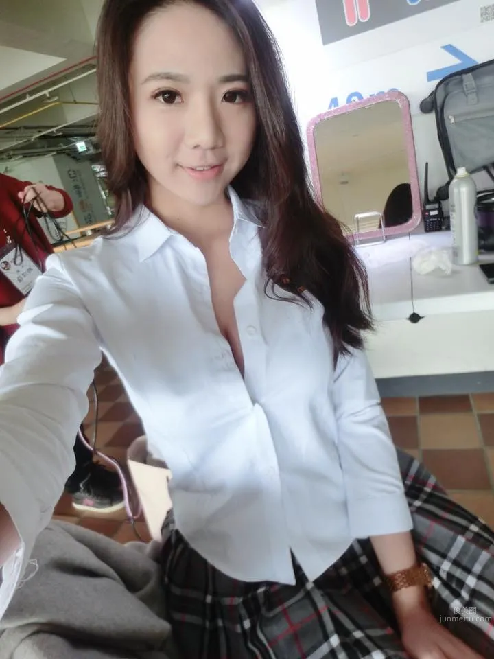 Jasmine Moli, E-Cup Beer Promo Beauty Private Shoot photo 24