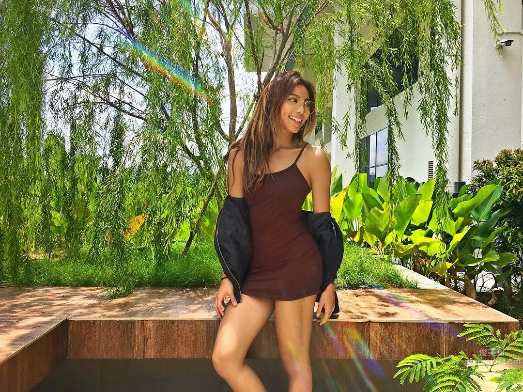 Jazel Lim- 大马翘臀黑美人_24