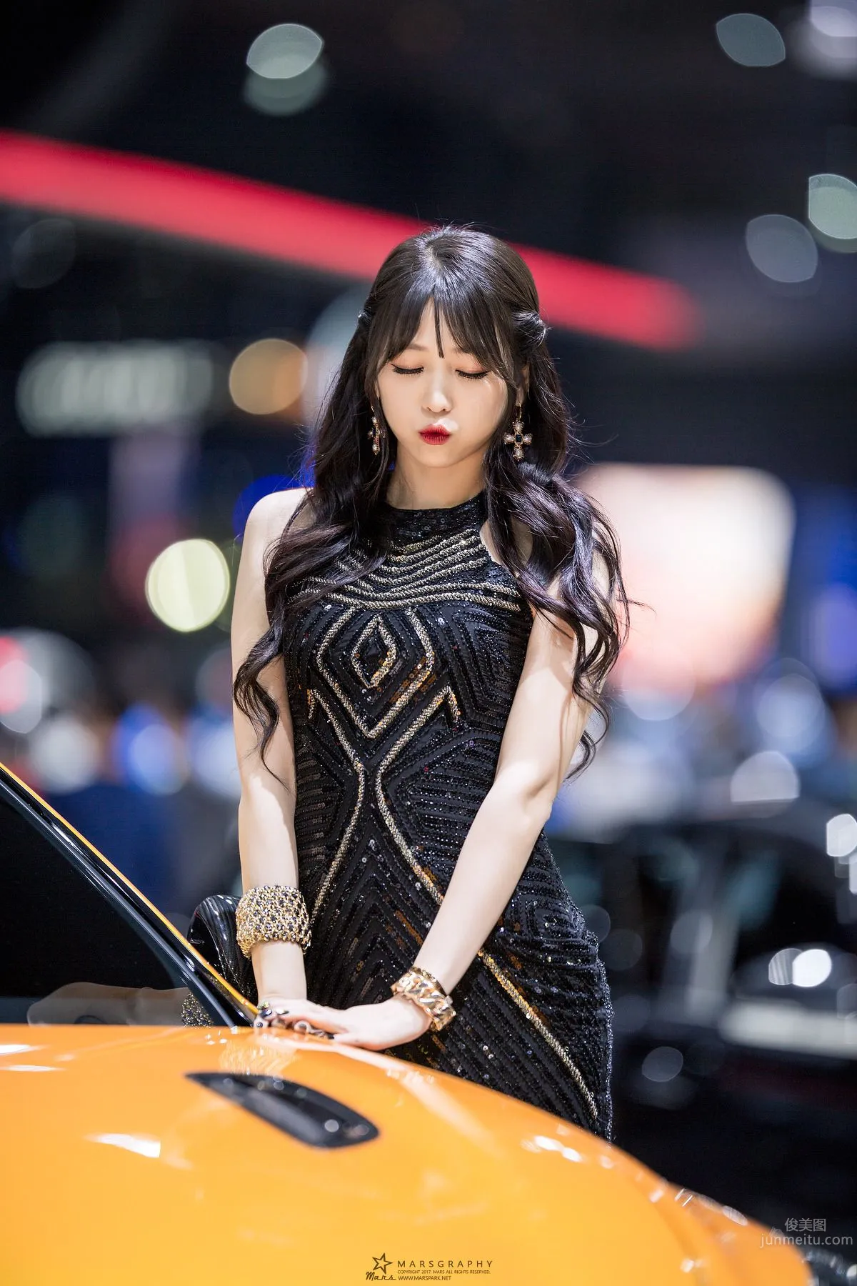 Lee Eun Hye - South Korean Racing Girl with Both Looks and Temperament photo 1