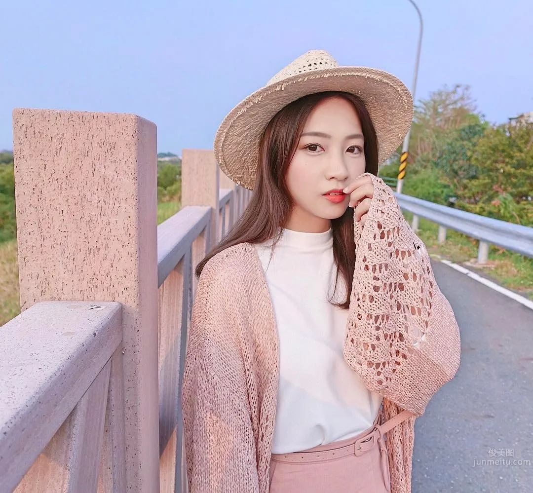 He Jiarong - Romance-Style Girl Only Found in Heaven photo 19