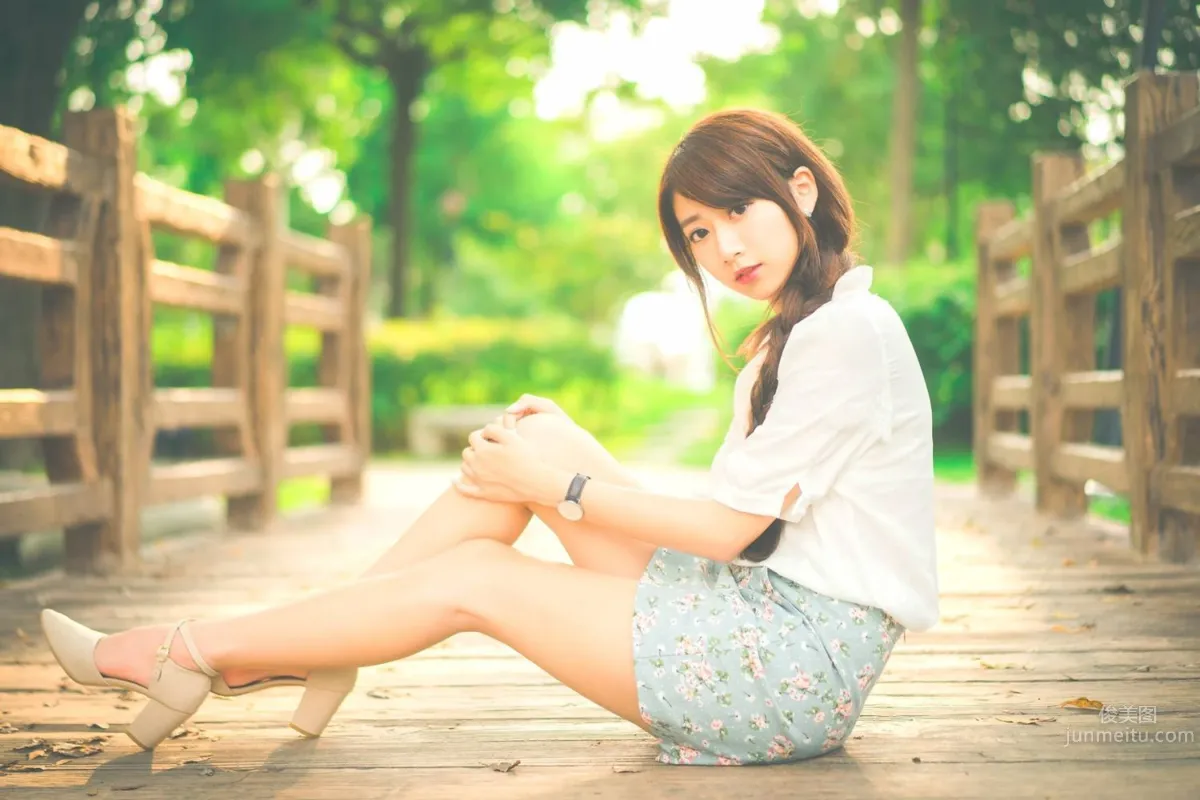 Qiu Bite (Jiating Zhang) - The Electric Girl Who Looks Like Douhua Mei photo 14