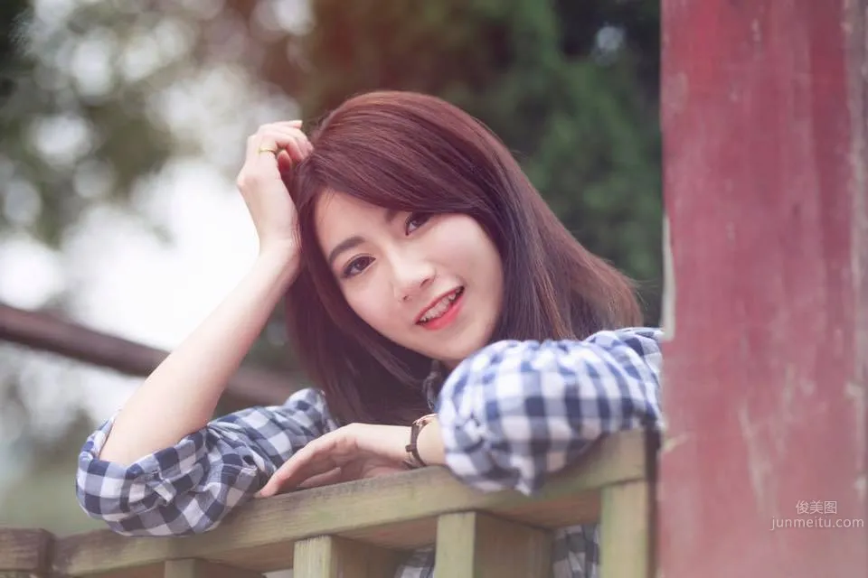 Qiu Bite (Jiating Zhang) - The Electric Girl Who Looks Like Douhua Mei photo 26