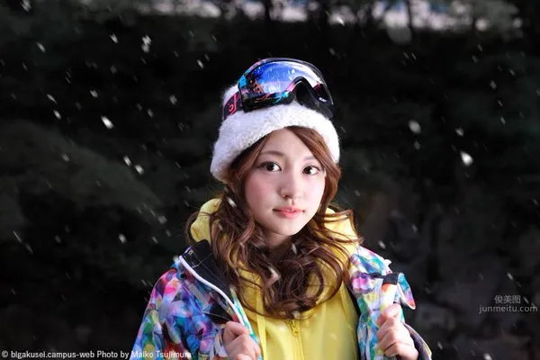 芥田愛菜美- 關西大學校花私房照 12