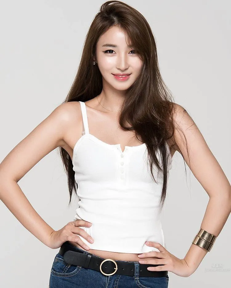 임지우- 韓國人氣舉牌女郎美圖 10