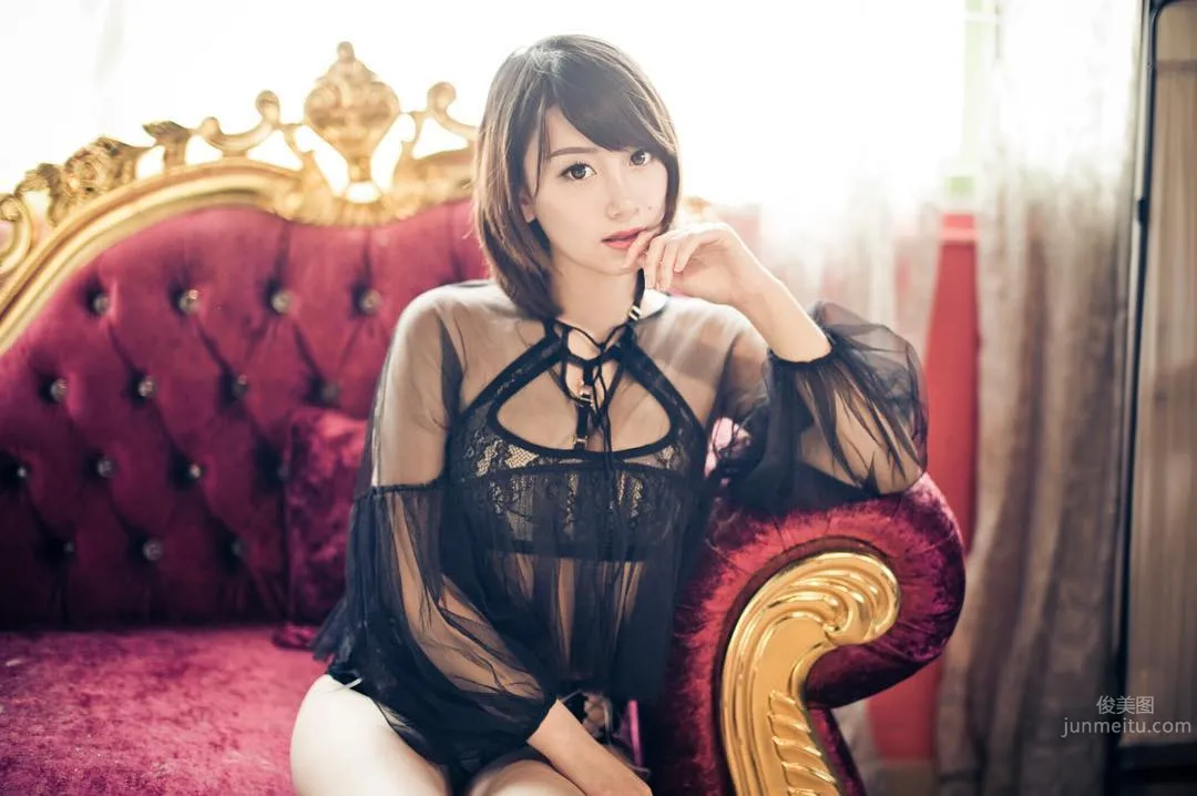 Ma Junyi: Photo Set 2025 photo 21