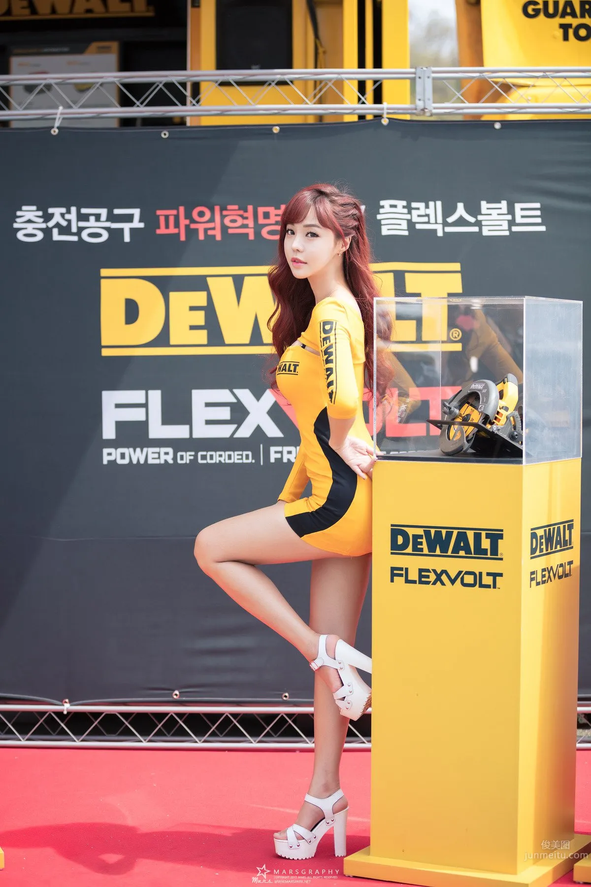 徐珍儿- 韩国车模高清车展写真_3