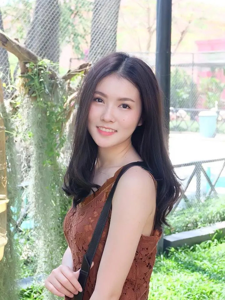 Pimchanok Chumpuchai- 紅到日本的泰國美女護理師 3