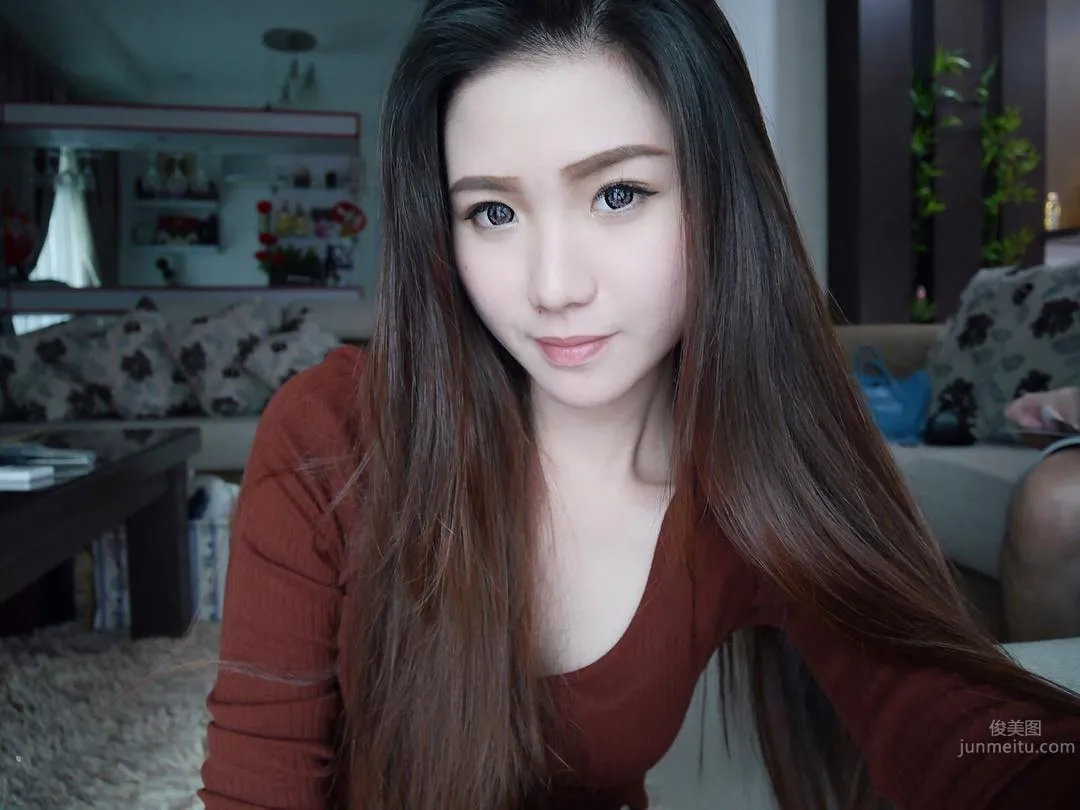 Chia Ying - Long Flowing Hair Flight Attendant Private Shoot photo 13