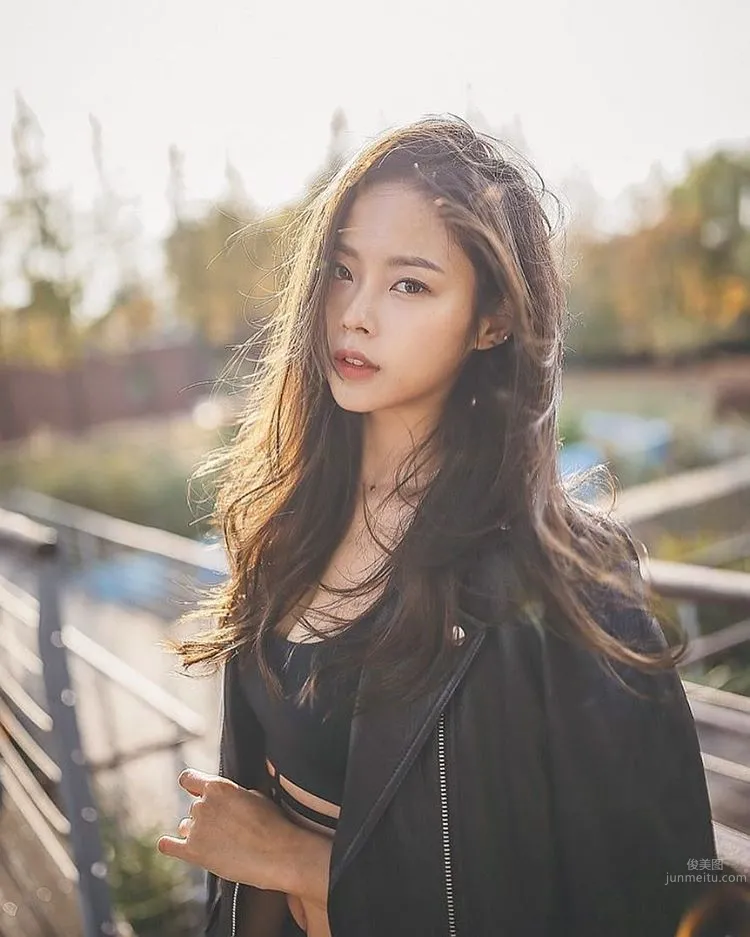 Jace Kim- 南韓豐腴感線條正妹 3