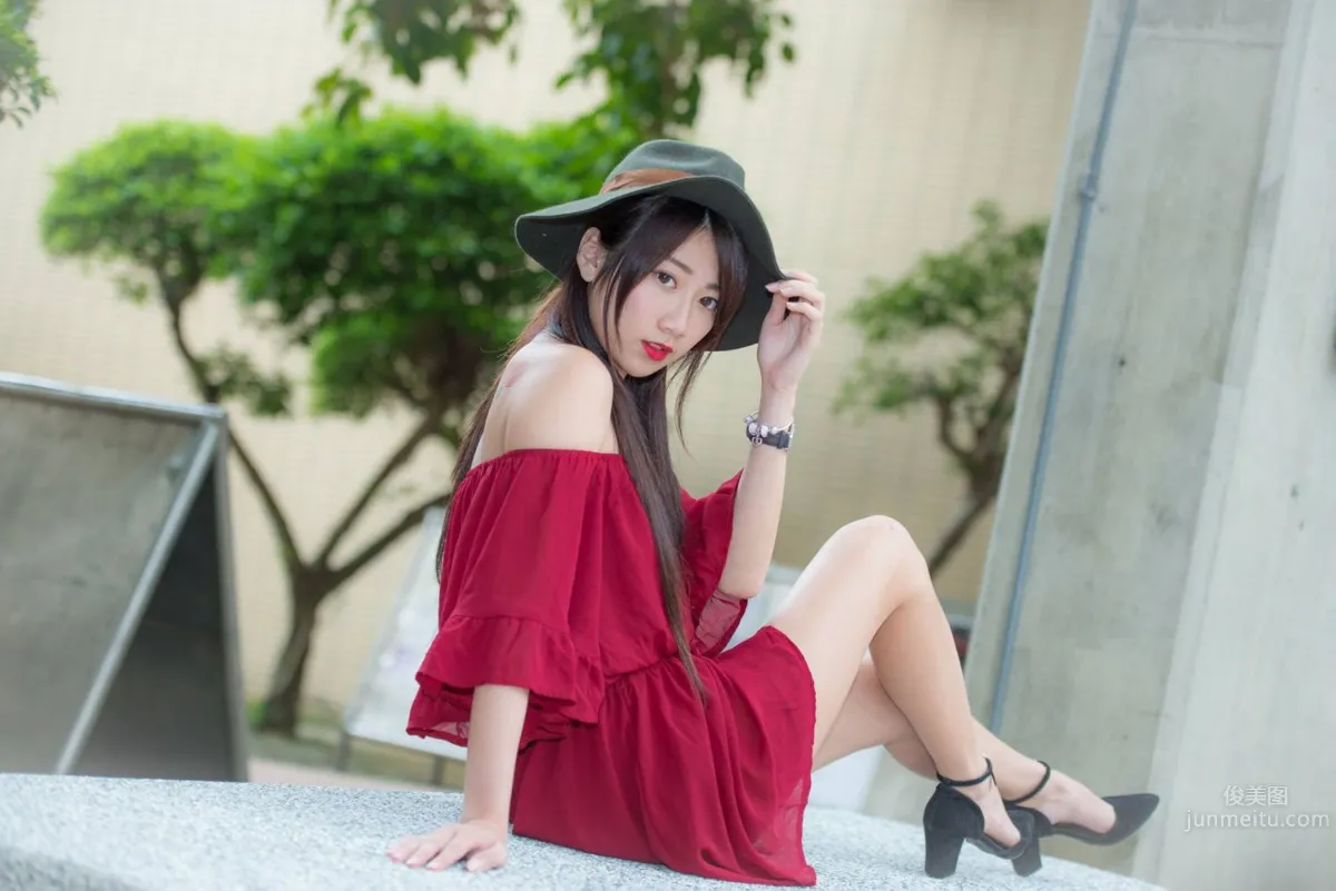 邱比特(张嘉庭)- 酷似豆花妹的放电妹_19