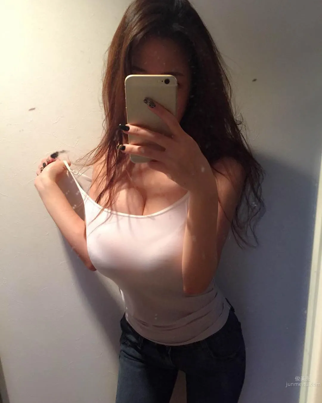 i.am.yui, So Hot She Loses Her Balance photo 16