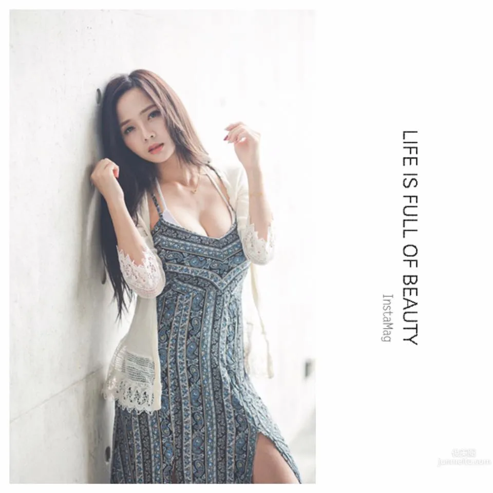 王真真- 黑色蕾絲禮服「美好風景」一覽無遺 9