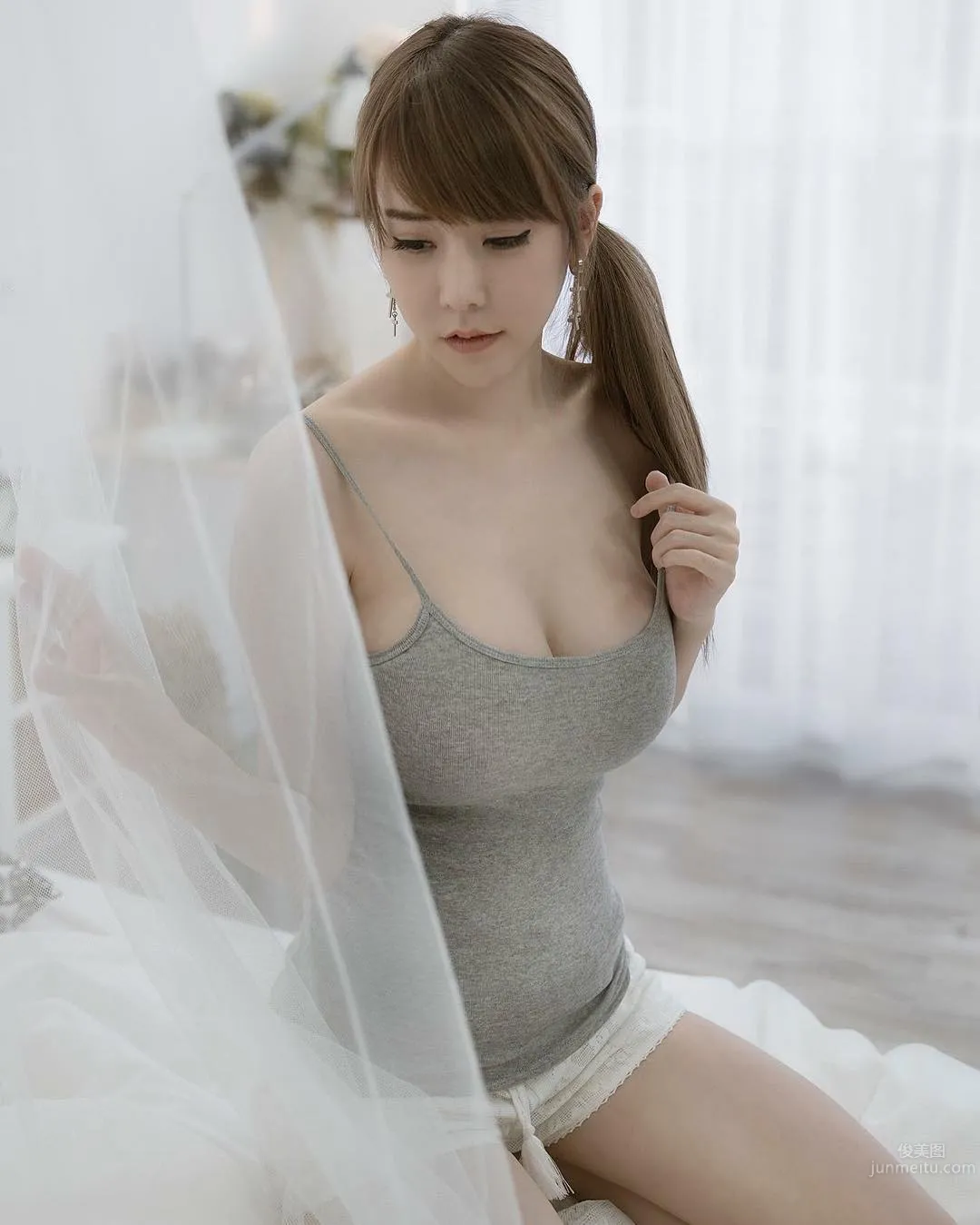 Parlovetati Kasetsart- 核彈級美女海量比基尼圖片 36