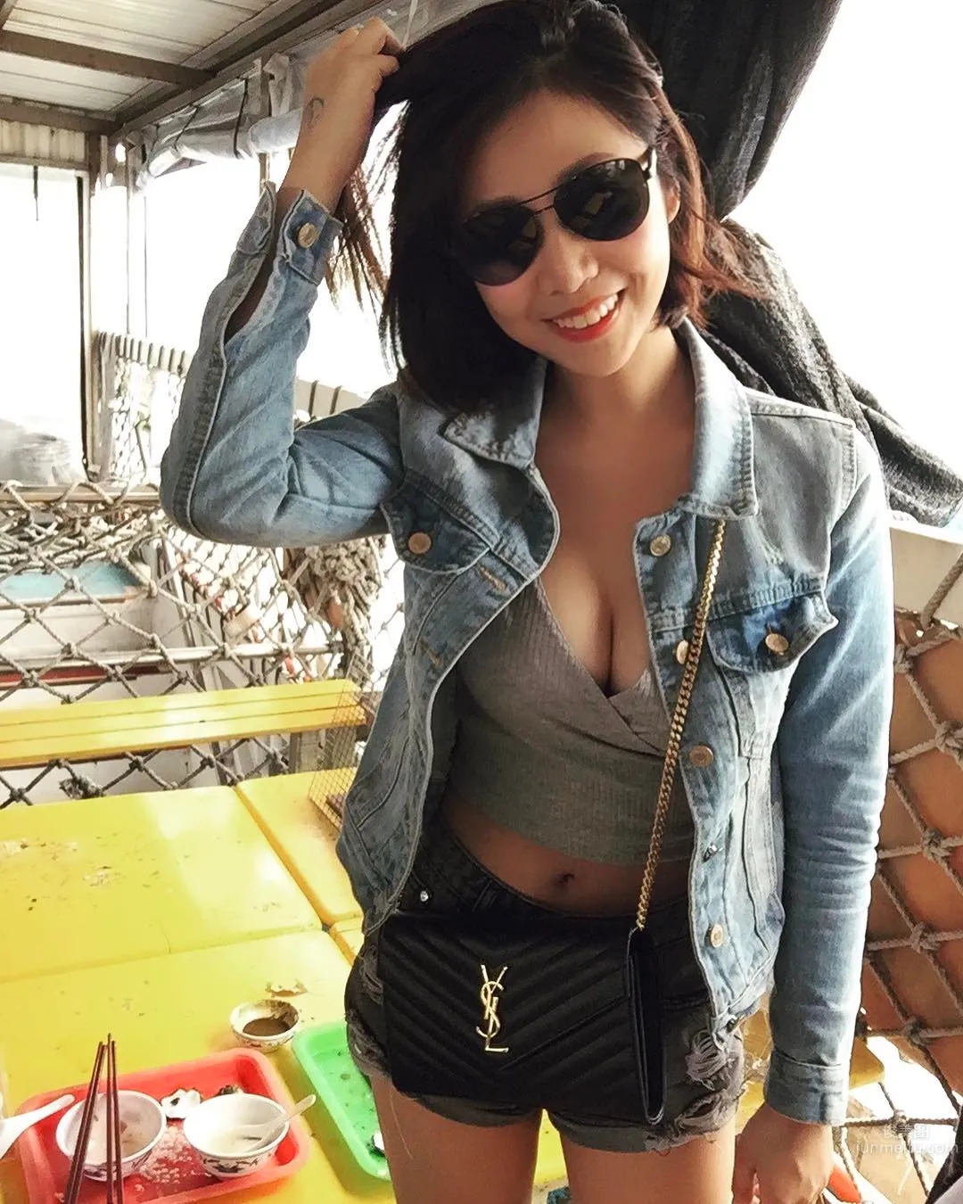 Lin Shushu, Short-Haired Girl with Braces Also Has a Great Figure photo 21
