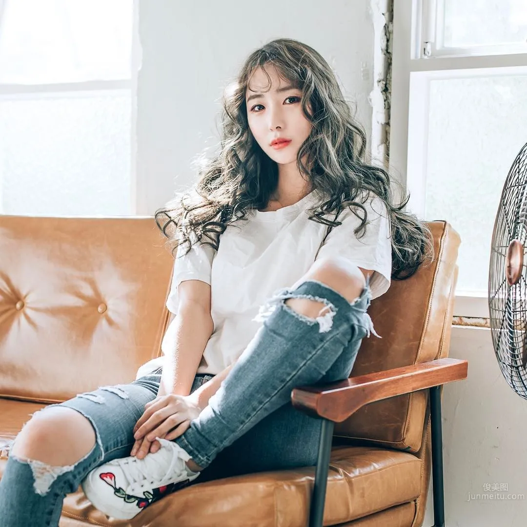 임지우- 韓國人氣舉牌女郎美圖 40