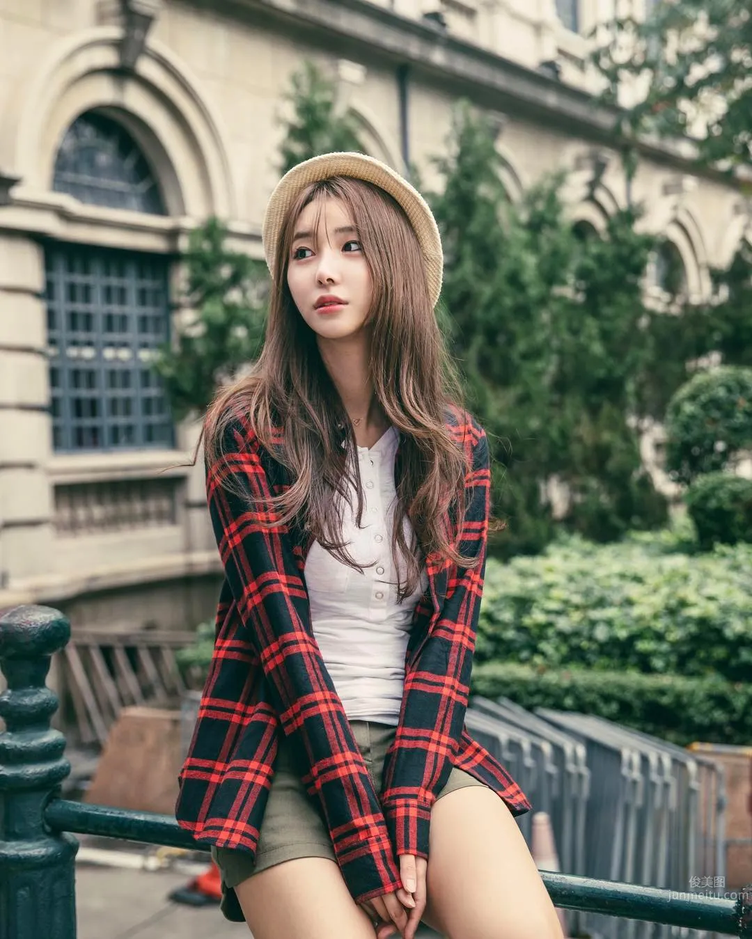 임지우- 韓國人氣舉牌女郎美圖 20