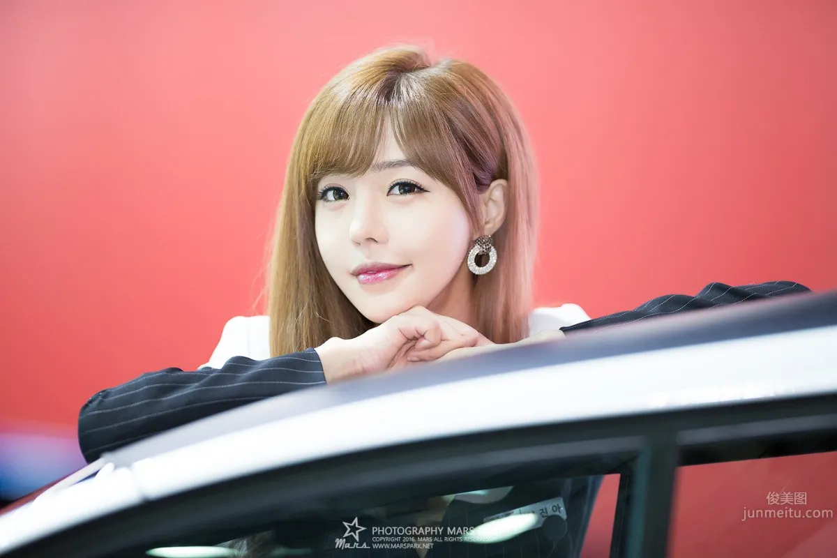 Seo Jin Ah - Korean Car Model HD Auto Show Photo Set photo 42