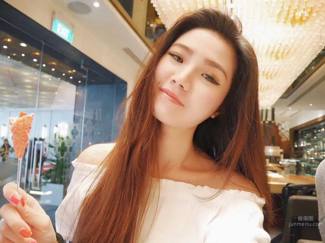Chia Ying - Long Flowing Hair Flight Attendant Private Shoot photo 17