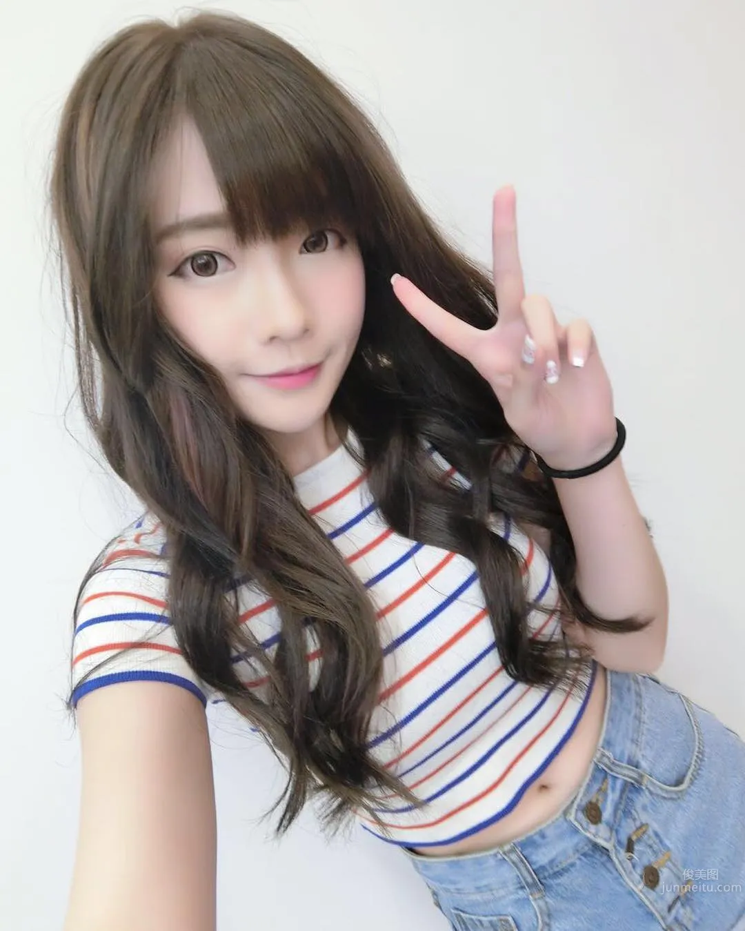 Healing-Type Beauty Jian Xinru Steals Netizens' Hearts Directly photo 1