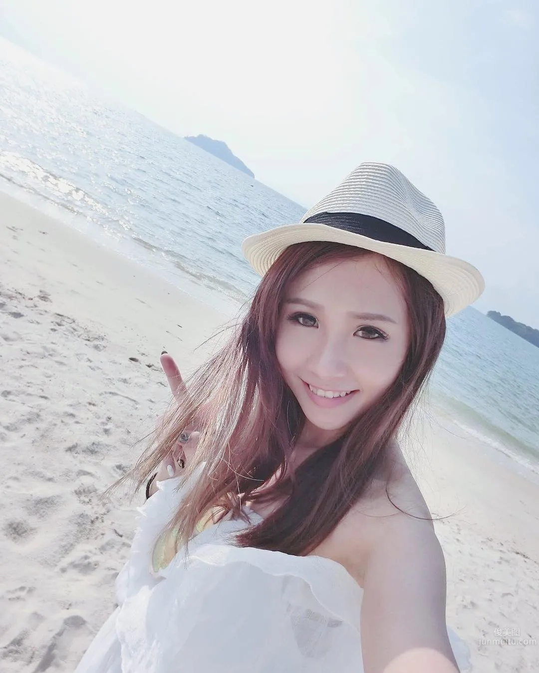 大馬正妹Rynnie甜美笑容 性感泳裝解放好身材 11
