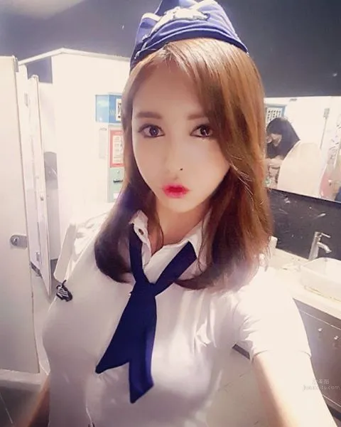 氣質禦姐車模강유이 年齡越大越有魅力 17