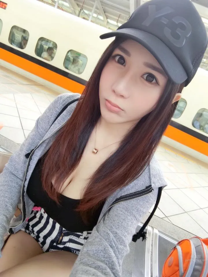 34F Hot Beauty Zhan Wanxuan, She Is the Focus on the Racetrack photo 15