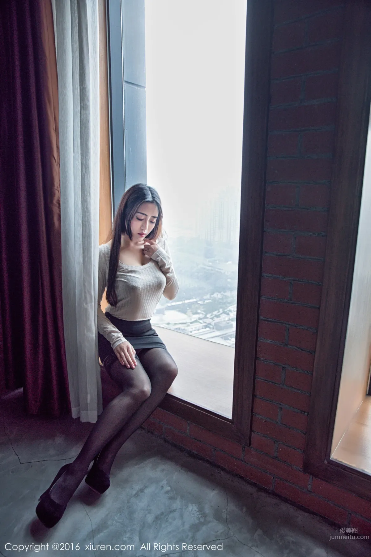 Pitiful Dou Douliang Youlina, Gloomy Home Bondage Beautiful Photos photo 8