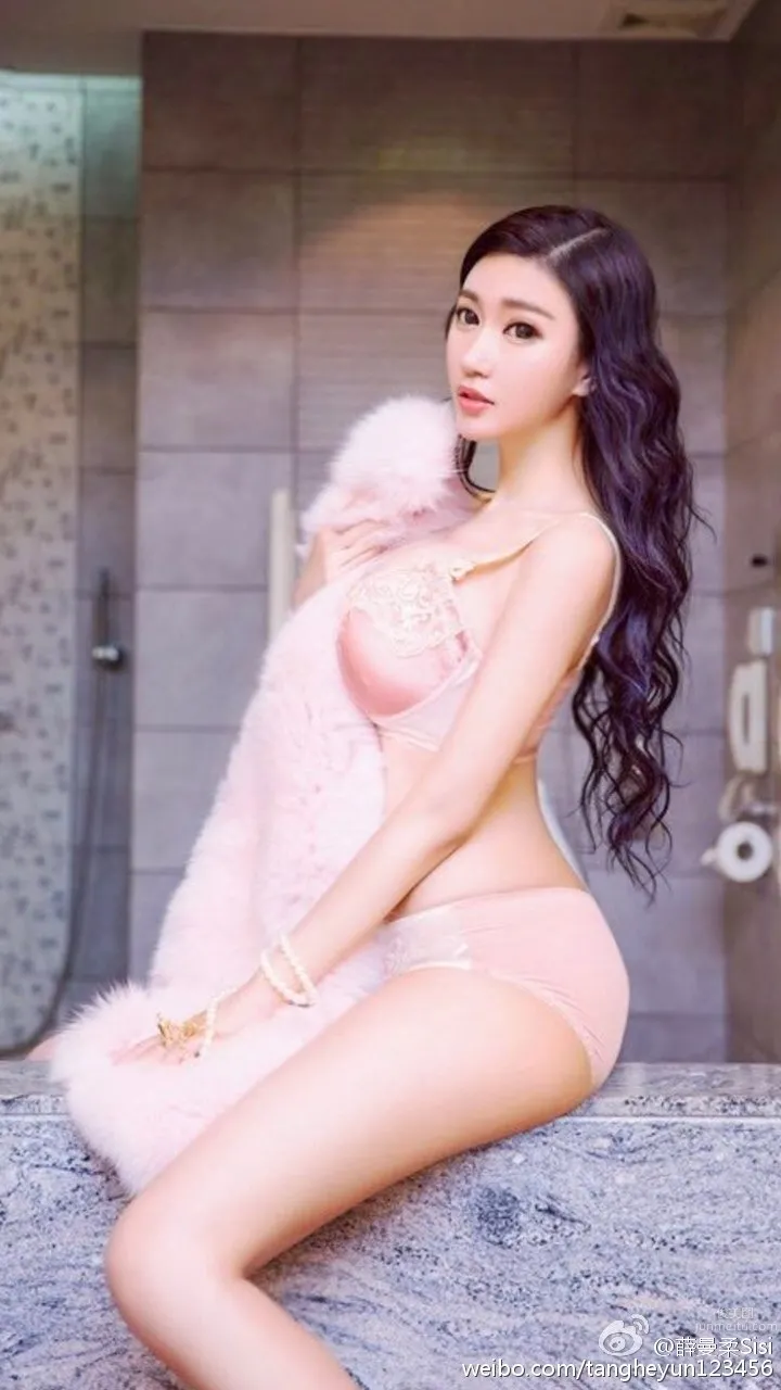 Beauty Model Xue Manrou Playful Weibo Private Shoot photo 7