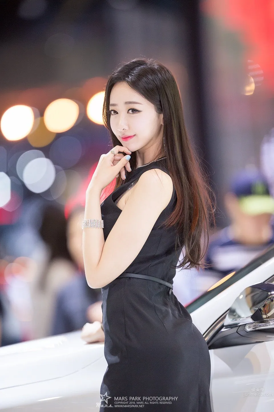 南韓氣質車模申海莉 車展矚目的焦點美人 3