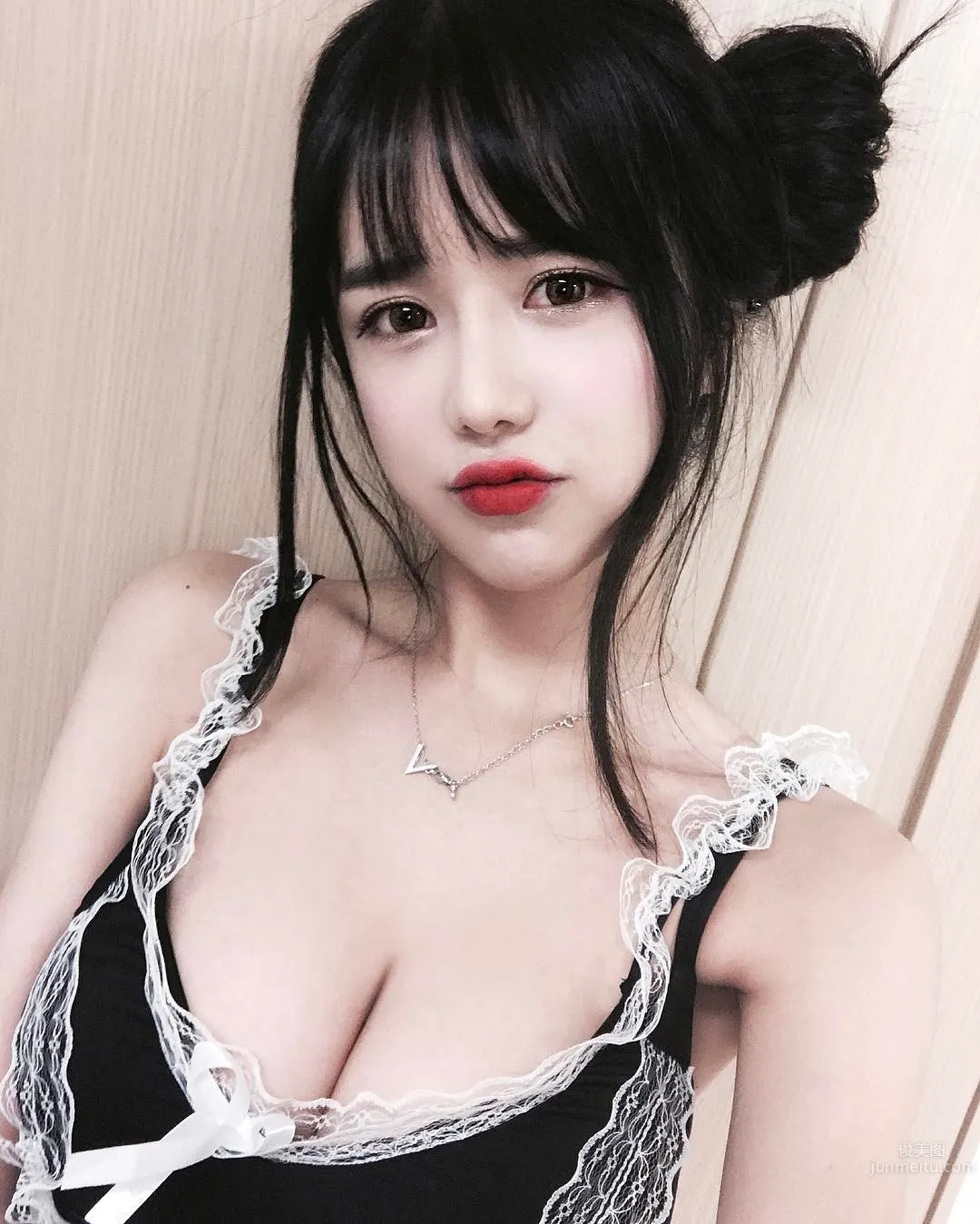 南韓夢幻女神李秀彬，最強視覺沖擊自拍照 10