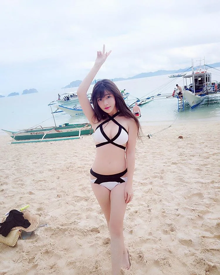 Healing-Type Beauty Jian Xinru Steals Netizens' Hearts Directly photo 22