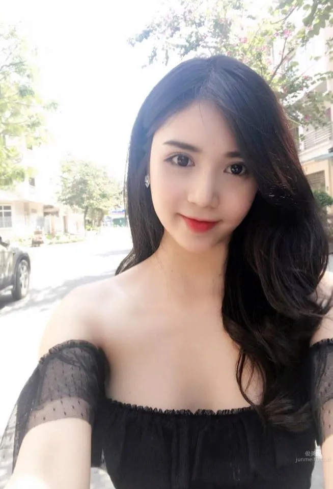 Vietnamese Girl Lai Thanh, Netizens All Feel in Love photo 30