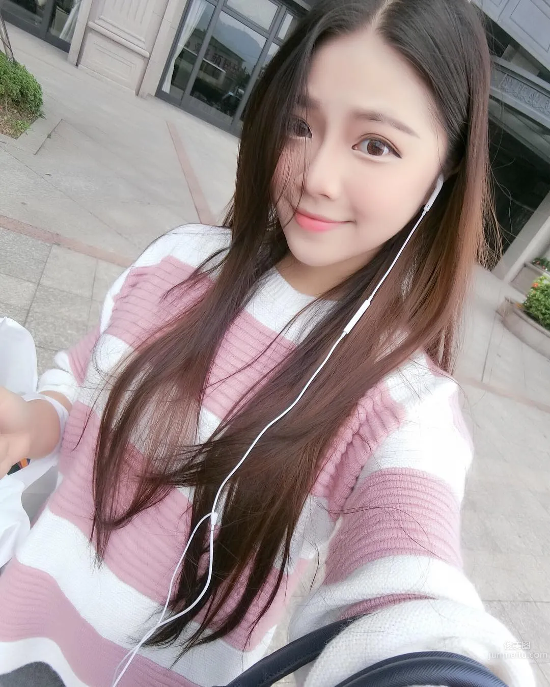 Neighborhood Girl Zeng Zhe, Fresh and Sweet Petite Horse photo 7